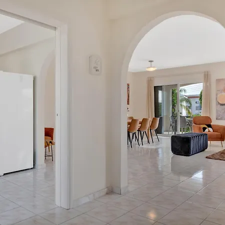 Phaedrus Living: Coral Bay Luxury Villa Peyia Exterior photo